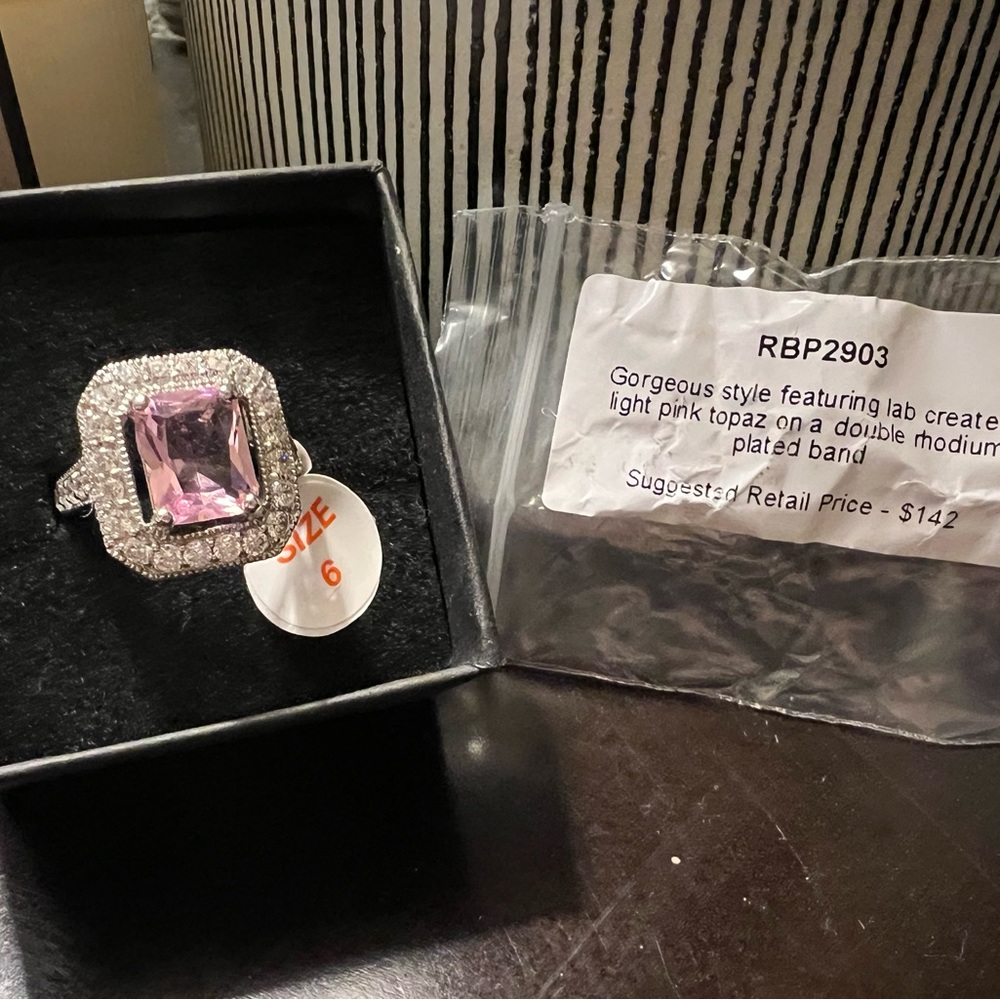 Size 6 // Ring Bomb Party - RBP2903